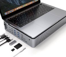 Hyper Mocks Apple MacBook's Lonely Weak USB-C Port With Its Ultimate Ultimate Hub