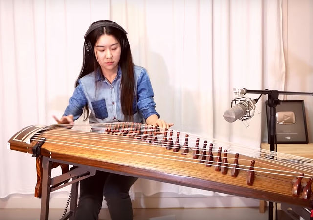 luna-lee-paranoid-android-gayageum.jpg