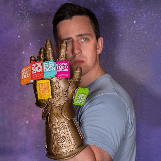 infinity-gauntlet-sauce-holder-1.jpg