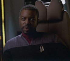 Researchers Develop Contact Lens That Lets You Zoom, Enhance In The Blink Of An Eye