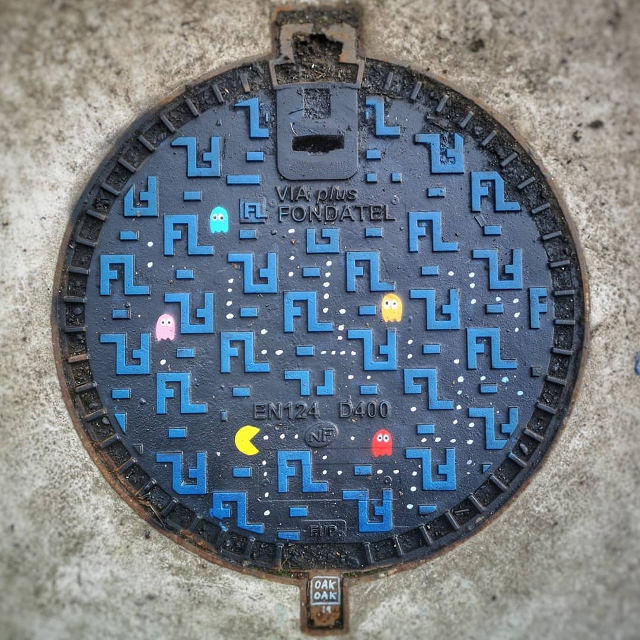 pac-man-manhole-cover-1.jpg
