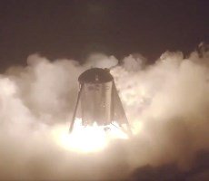 SpaceX StarHopper Rocket Completes First Untethered Hover Test With Ferocious Raptor Engine