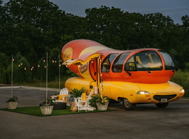 wienermobile-airbnb-1.jpg