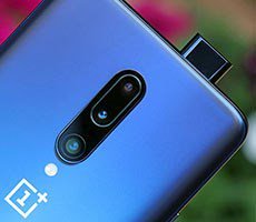 Alleged OnePlus 7T Pro Flagship Phone Spotted In Leaked Photos