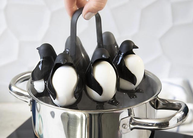 penguin-egg-holder-1.jpg