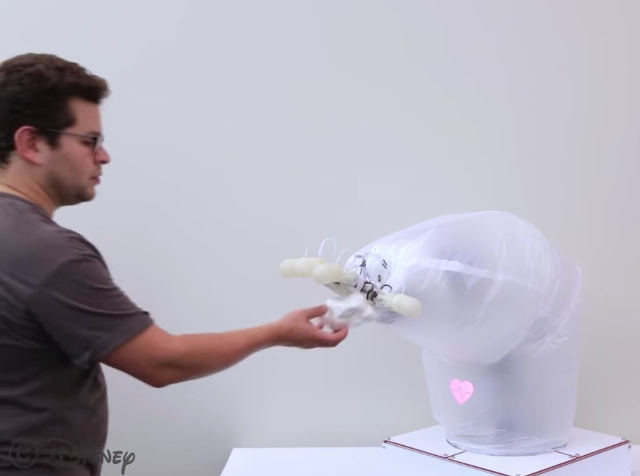 disney-soft-robot-arm.jpg