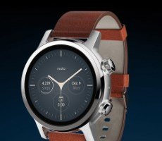 Moto 360 Smartwatch Rises From The Ashes Powered By Wear OS