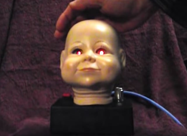 freaky-baby-doll-head-theremin.jpg