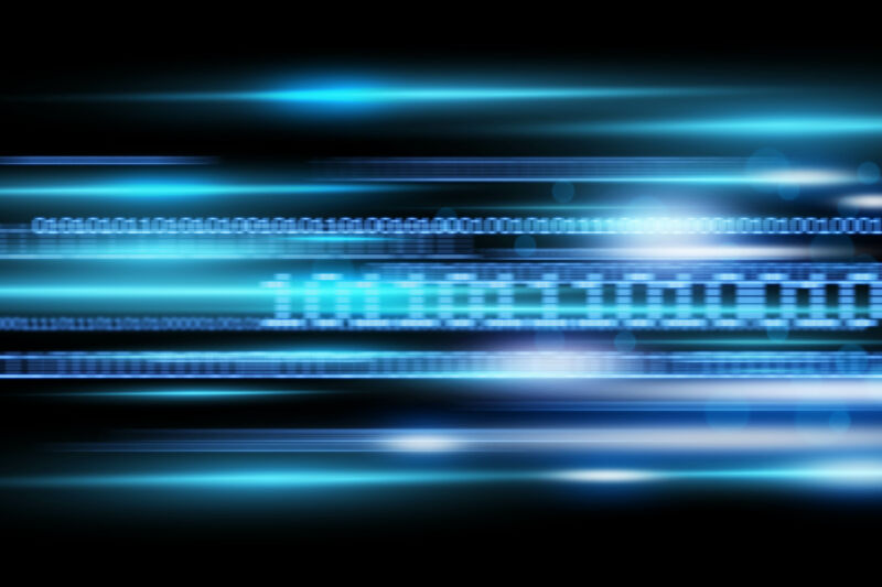 OLED-power link jumps from useless 50Mb/s to useful 1Gb/s