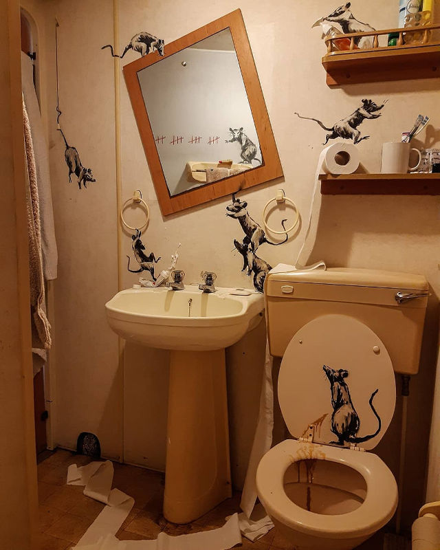 banksy-bathroom-1.jpg