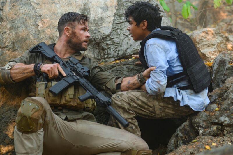 Chris Hemsworth plays a ruthless mercenary whose latest mission calls for recusing a drug lord's kidnapped son from Bangladesh. 