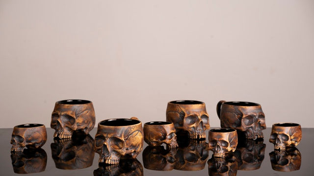 skull-cups-and-mugs-1.jpg