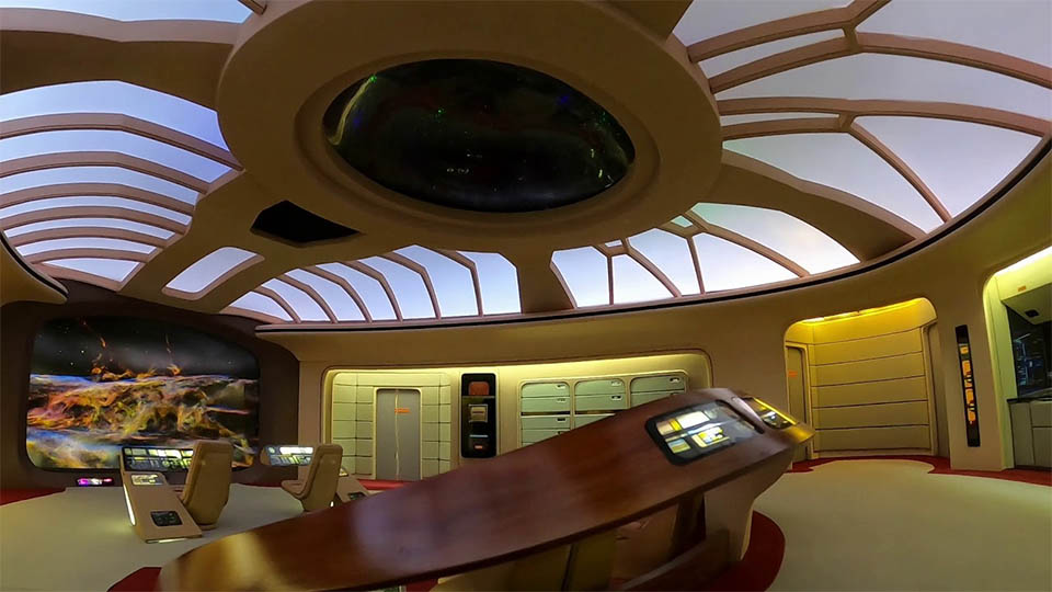 star-trek-d-bridge-recreation copy.jpg