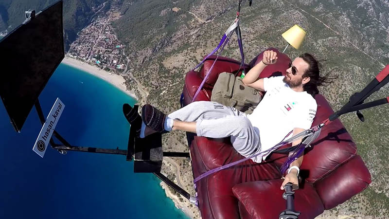 couch-paraglider.jpg