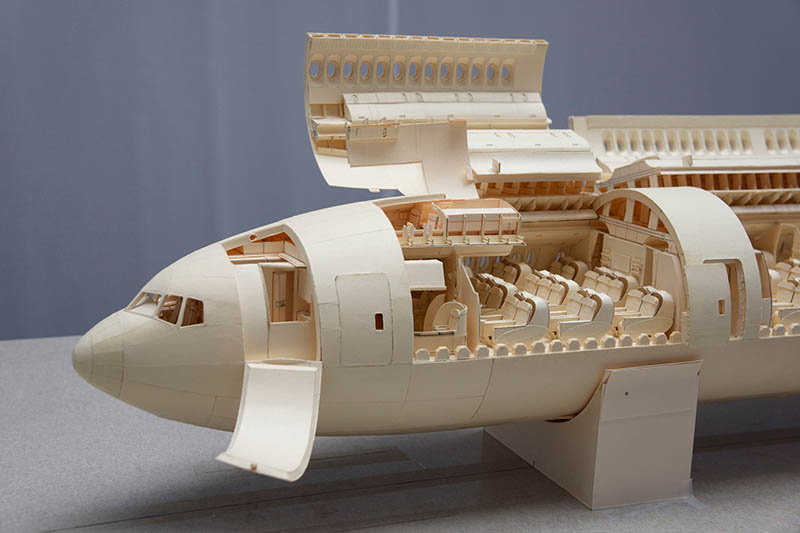manila-folder-boeing-1.jpg