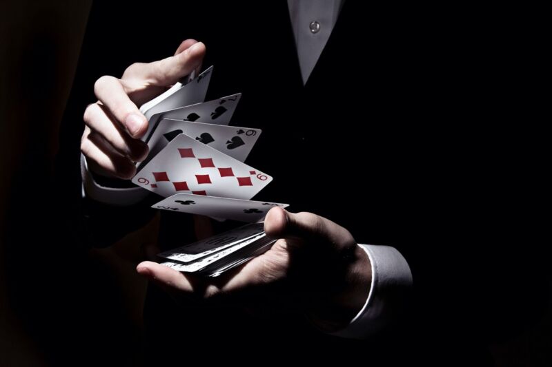 The majority of study participants who watched either a video or live performance of a magician performing a card trick chose the suit, number, or exact card they were primed to choose.
