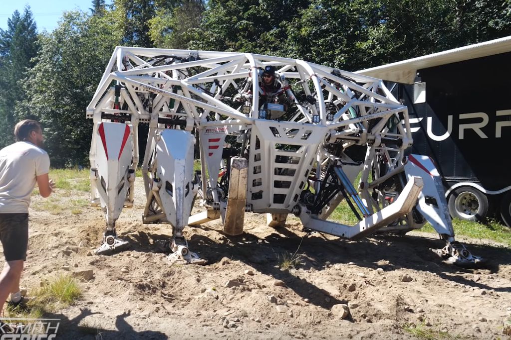 piloting-a-giant-mech.jpg