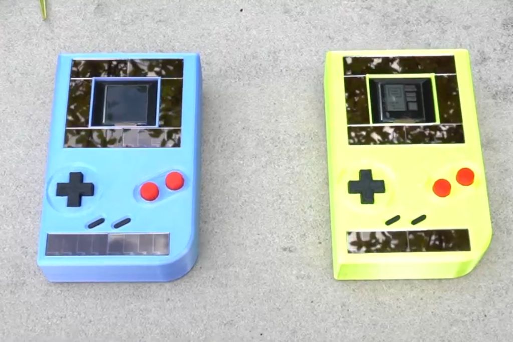 battery-free-gameboy-1.jpg