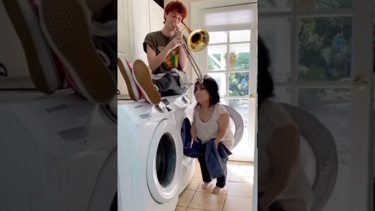 sound-effect-mom.jpg