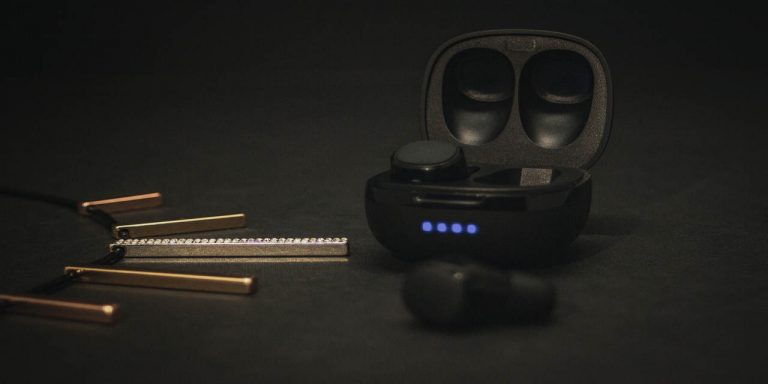 earphones earbuds earpods airpods music sound