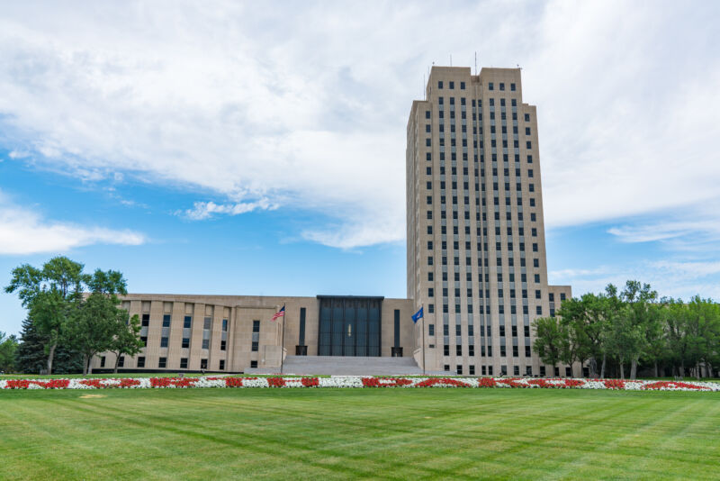 North Dakota's capitol, in Bismarck, features convenient floral labeling.