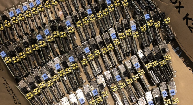 Lots of Pi 1 Model B + packed in tightly in a box