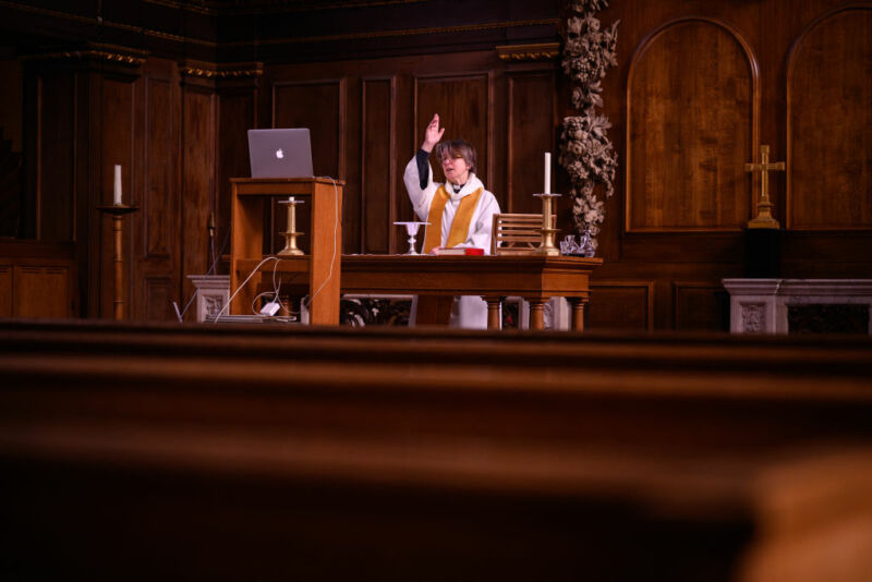 The digital divide is giving American churches hell