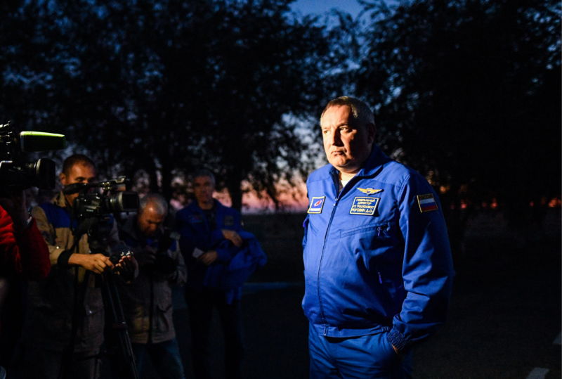 Roscosmos Head Dmitry Rogozin gives a press briefing after the failure of the MS-11 mission.