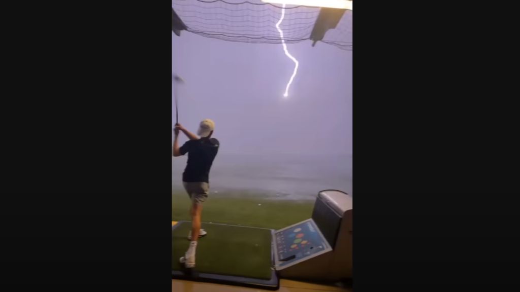 golfball-struck-lightning.jpg