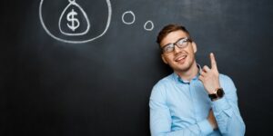 portrait-minded-man-pointing-his-mind-about-money