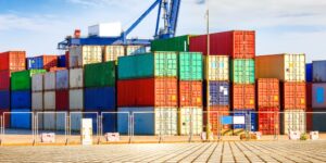 container-terminal-wharf-transport