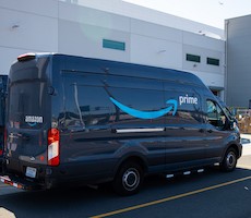 Driver Told To Keep Delivering Amazon Packages Amid Tornado Warning In Startling Text Exchange