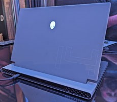 Alienware x14 Flexes Alder Lake And RTX 30 In A Stunningly-Thin Gaming Laptop
