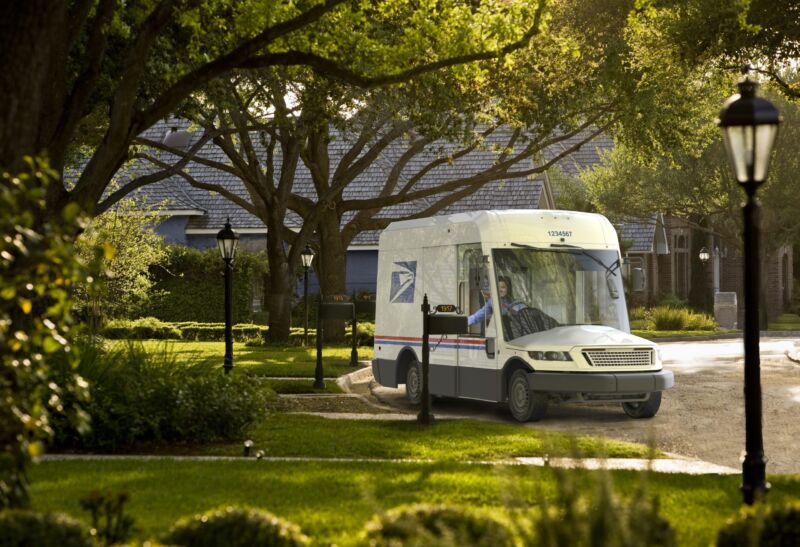 The Next Gen Delivery Vehicle looks adorably goofy, but the vast majority of these new mail trucks will belch almost exactly as much carbon dioxide into the air as the old Grumman LLV trucks.