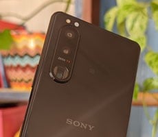Sony Xperia 5 iii Review: Petite Android Phone With Camera Chops