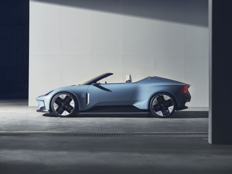 Polestar O2 concept in profile