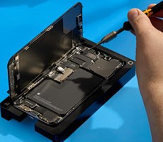 Apple's Self Service Repair Program For iPhone Opens In The US But Is It Any Good?