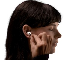 Apple Lawsuit Alleges AirPods Tore Apart A Child's Eardrums During An Amber Alert