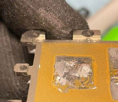 AMD Zen 4 CPU Gets Delidded Exposing A Curious Design Detail