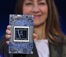 Intel Benchmarks Show Habana Gaudi2 AI Machine Learning Chip Trouncing NVIDIA's A100