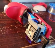 This Sweet Raspberry Pi Zero 2 W Mod Turns A Wii Nunchuk Into A Wireless Mouse