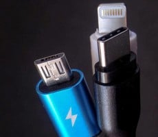 Apple Cringes As US Senators Back EU On National Phone Charger Standard