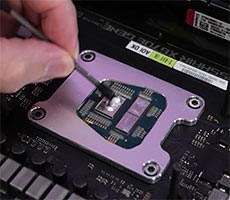 Delidded Ryzen 9 7900X Shows A Huge Drop In Temps But Don't Try This At Home