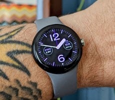 Google Pixel Watch Review: A Break-Out First Effort