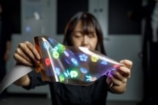 Foldable Displays Are Neat But LG Built A Screen That Stretches Like A Rubber Band