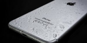 Wet Smartphone Iphone Plus Apple Water Drops
