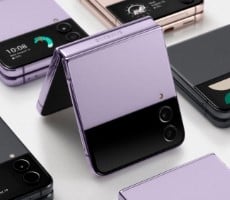 Samsung Pokes At Stagnant Apple Innovation, Hints When A Foldable iPhone May Launch