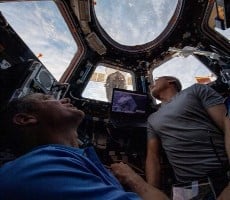 Here Are The Best International Space Station Images Of 2022 According To NASA