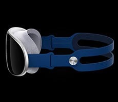 Apple Reality Pro AR Headset Gets Gutted For An Unofficial Photo Shoot