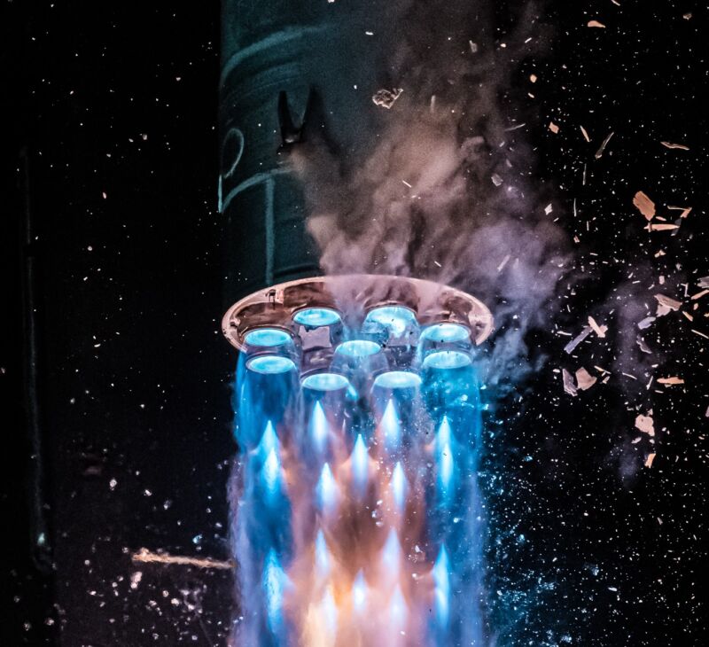 The Terran 1 rocket sure cleans up nice. 